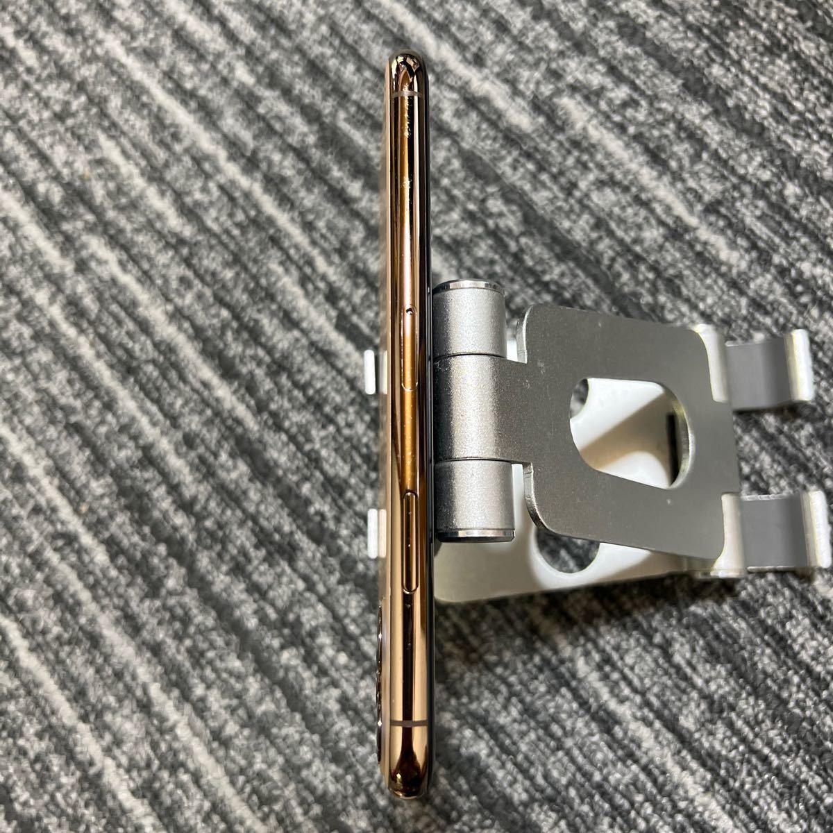 2022超人気 iPhone - 【美品】 iPhone11 Pro 256GB ゴールド 国内版SIM