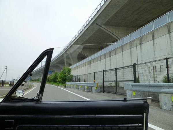 ハコスカ 2ドア用 運転席側 三角窓 白 ガラス KPGC10 / GTR サイド 旧車 L型 パーツアシスト_画像3