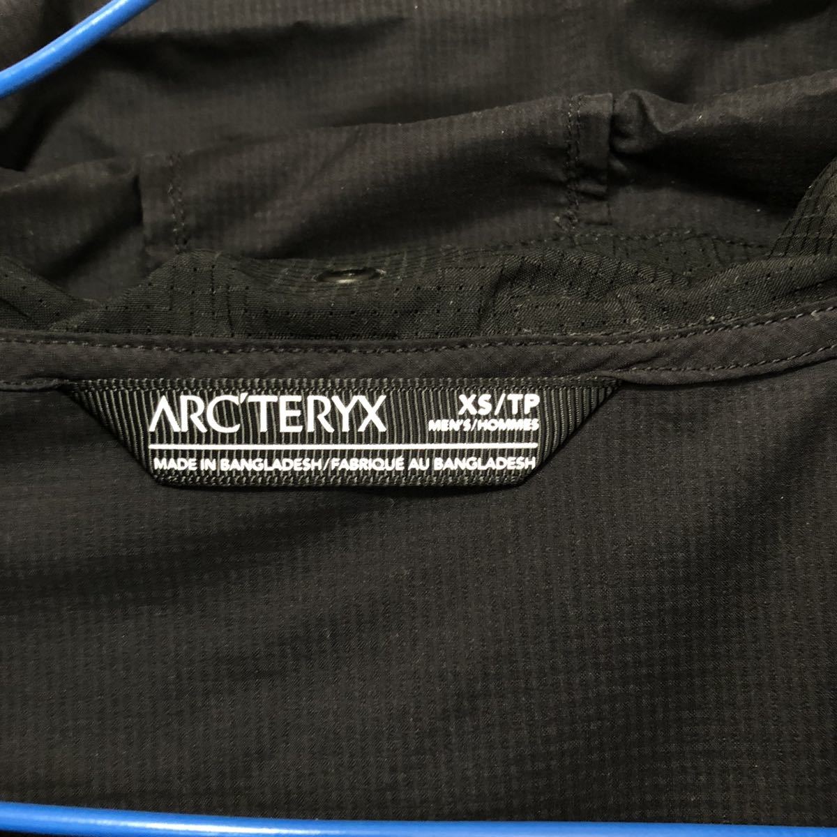 アークテリクス インセンドフーディ XSサイズ 黒 美品 スポーツ