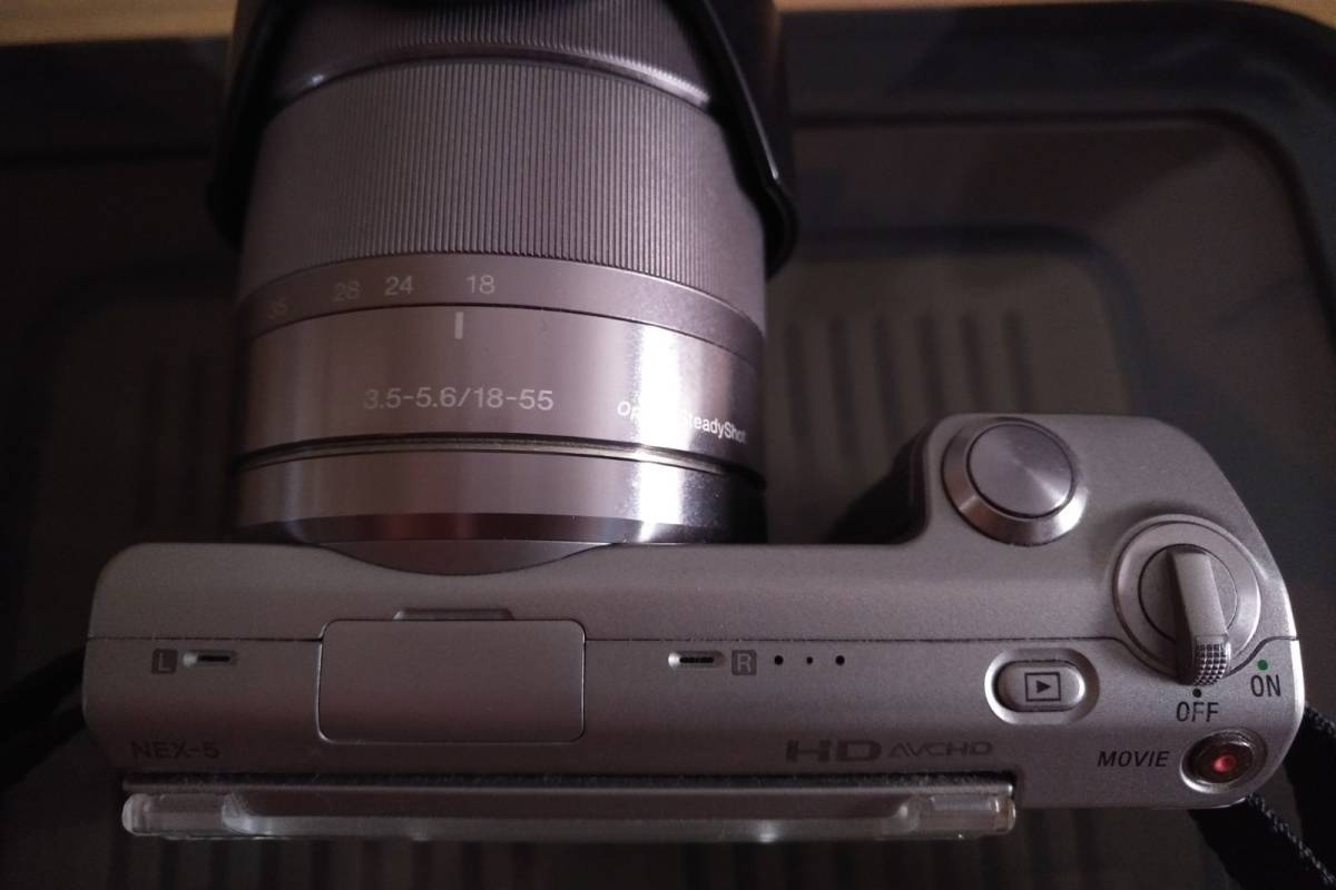 SONY ソニー α アルファ NEX-5 ズームレンズキット シルバー 18 SONY ソニー α アルファ NEX-5 ズームレンズキット シルバー 18