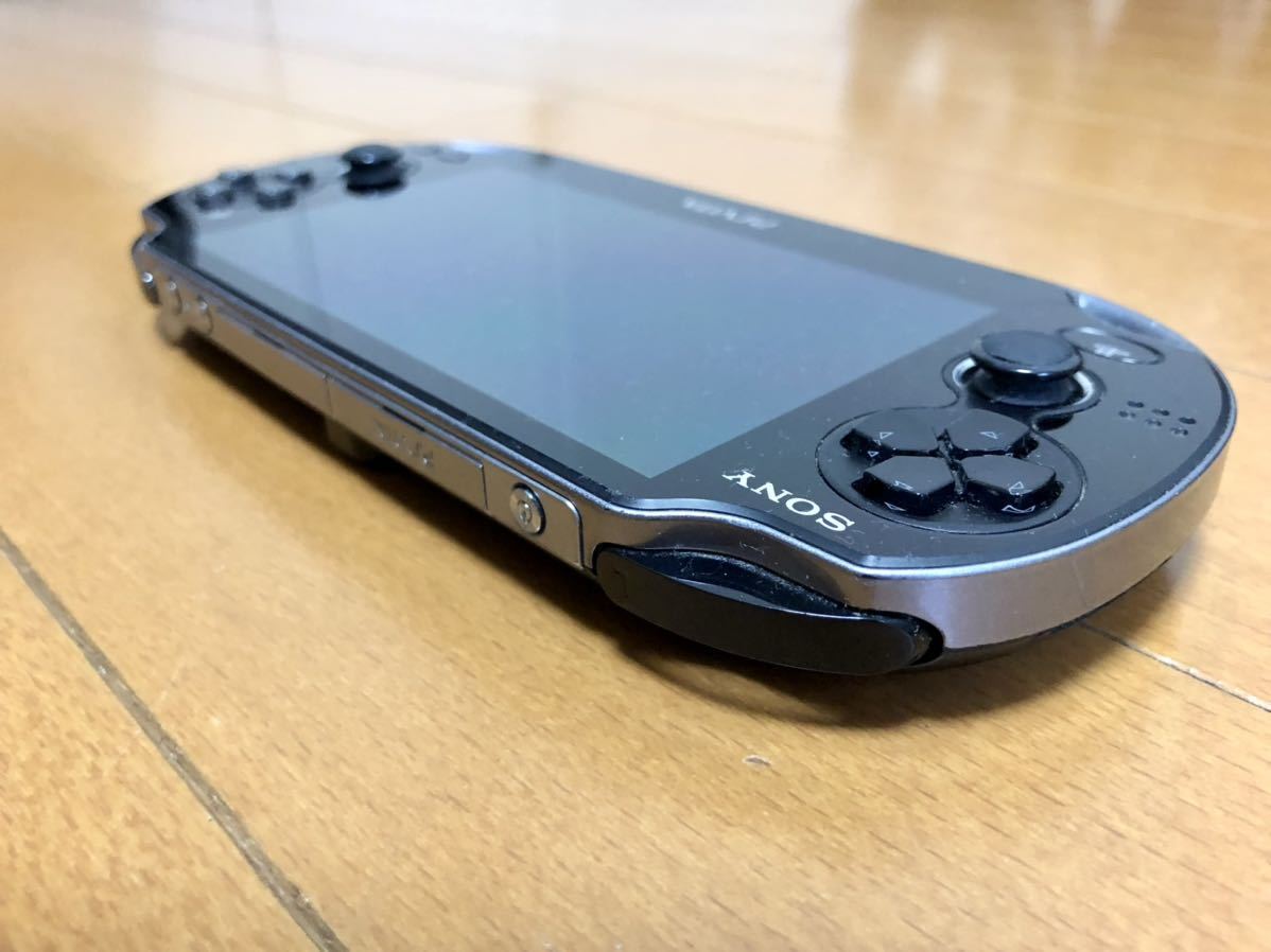 ☆PS Vita PCH-1100 ソフト 16GBメモリーカード 動作品☆ 商品细节