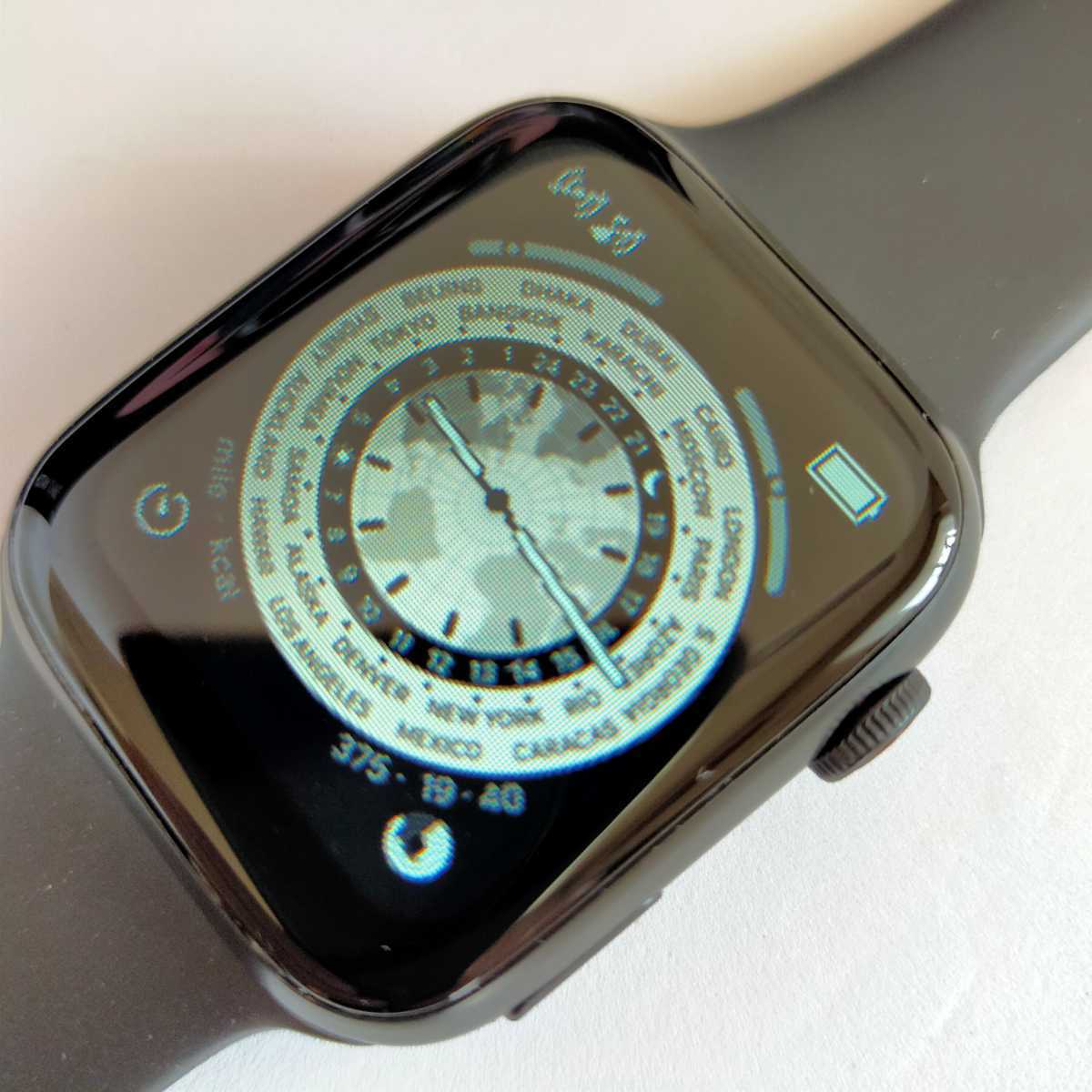 最新【i7 Pro max】　スマートウォッチ 新品 多機能 健康 スポーツ 防水 血中酸素 android 血圧 心拍 iphone Apple 歩数計 睡眠_画像3