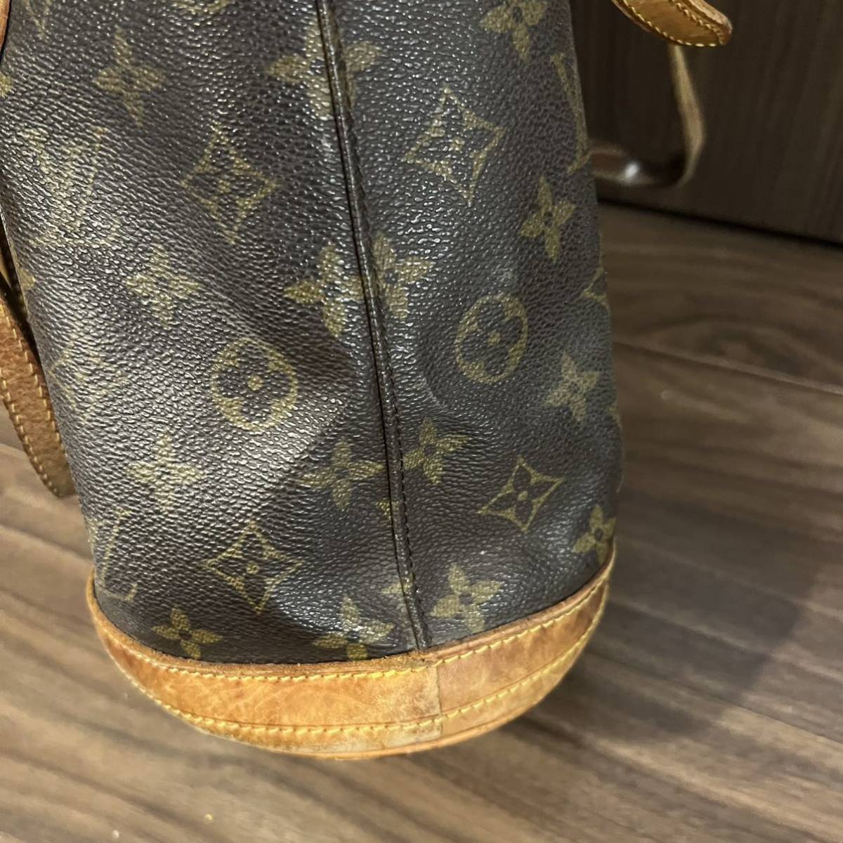 内側リペア済】LOUIS VUITTON モノグラム バケツトート（大）-