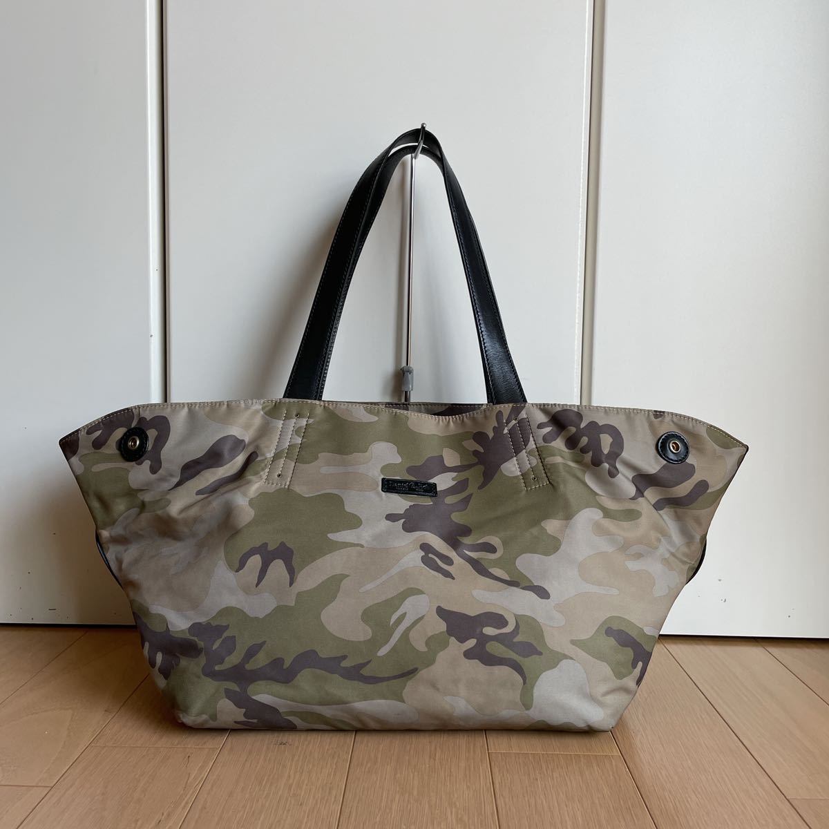 最終価格　ナノユニバース別注Daniel＆Bobダニエル&ボブTROTA-CAMO カモフラトートバッグ中古_画像2