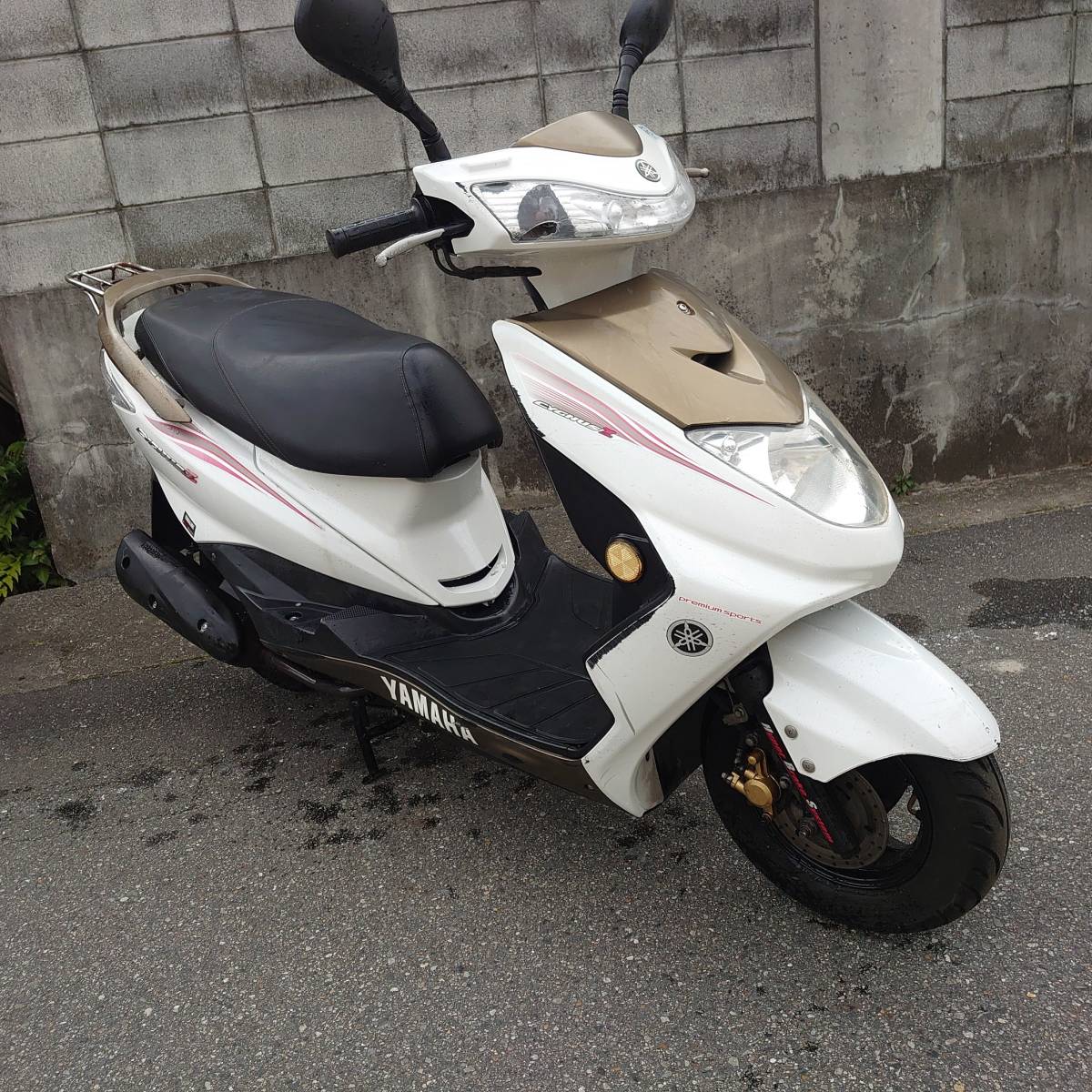 シグナスZ　125　ホワイト　　書類鍵付き_画像2