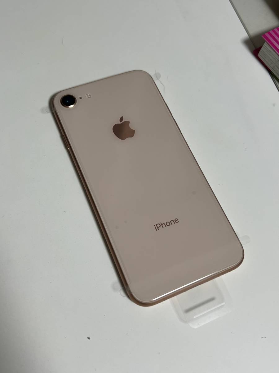 新品未使用 SIMロック解除済み Apple iPhone8 256GB ゴールド 本体のみ
