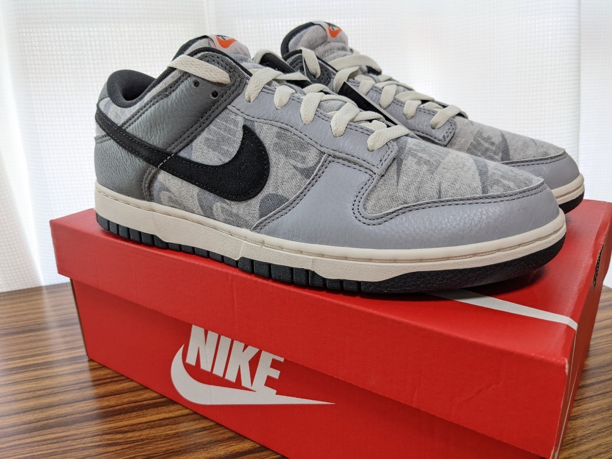 NIKE DUNK LOW SE ナイキ　ダンク ロー　28cm コピーペースト　スニーカー