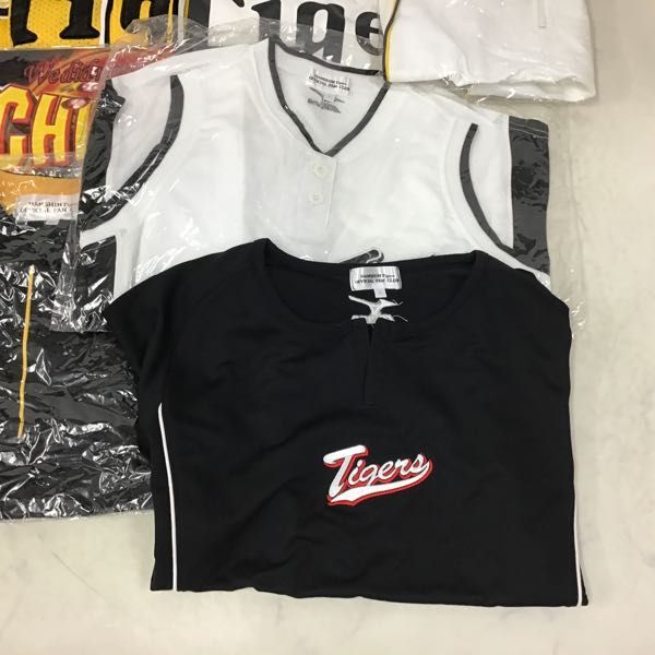 1円～ プロ野球 阪神タイガース オフィシャルファンクラブ ユニフォーム M-L、Tシャツ L 等