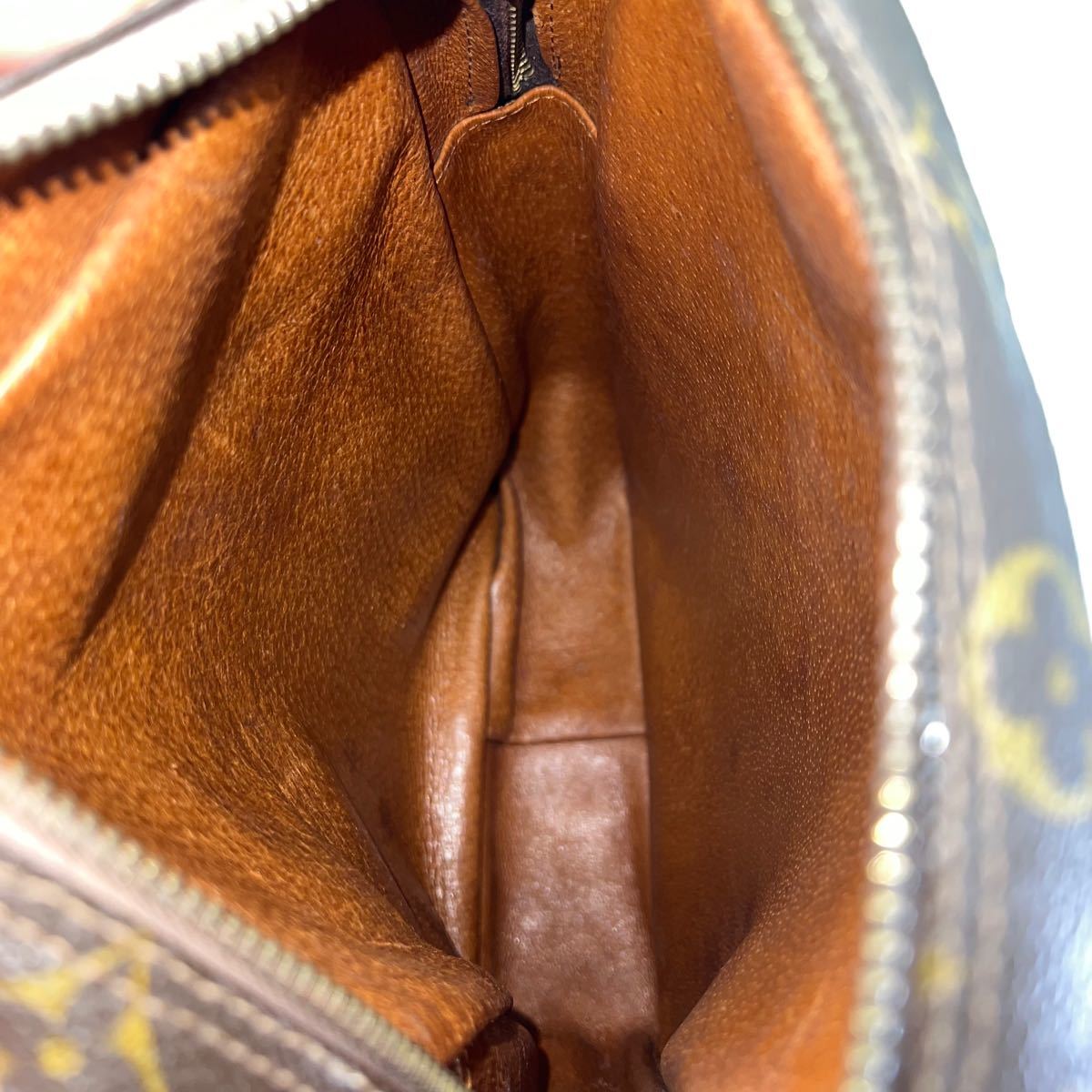 豪華で新しい LOUIS VUITTON モノグラム 旧ダヌーブ ヴィンテージ ルイ 豪華で新しい LOUIS VUITTON モノグラム 旧ダヌーブ ヴィンテージ ルイ