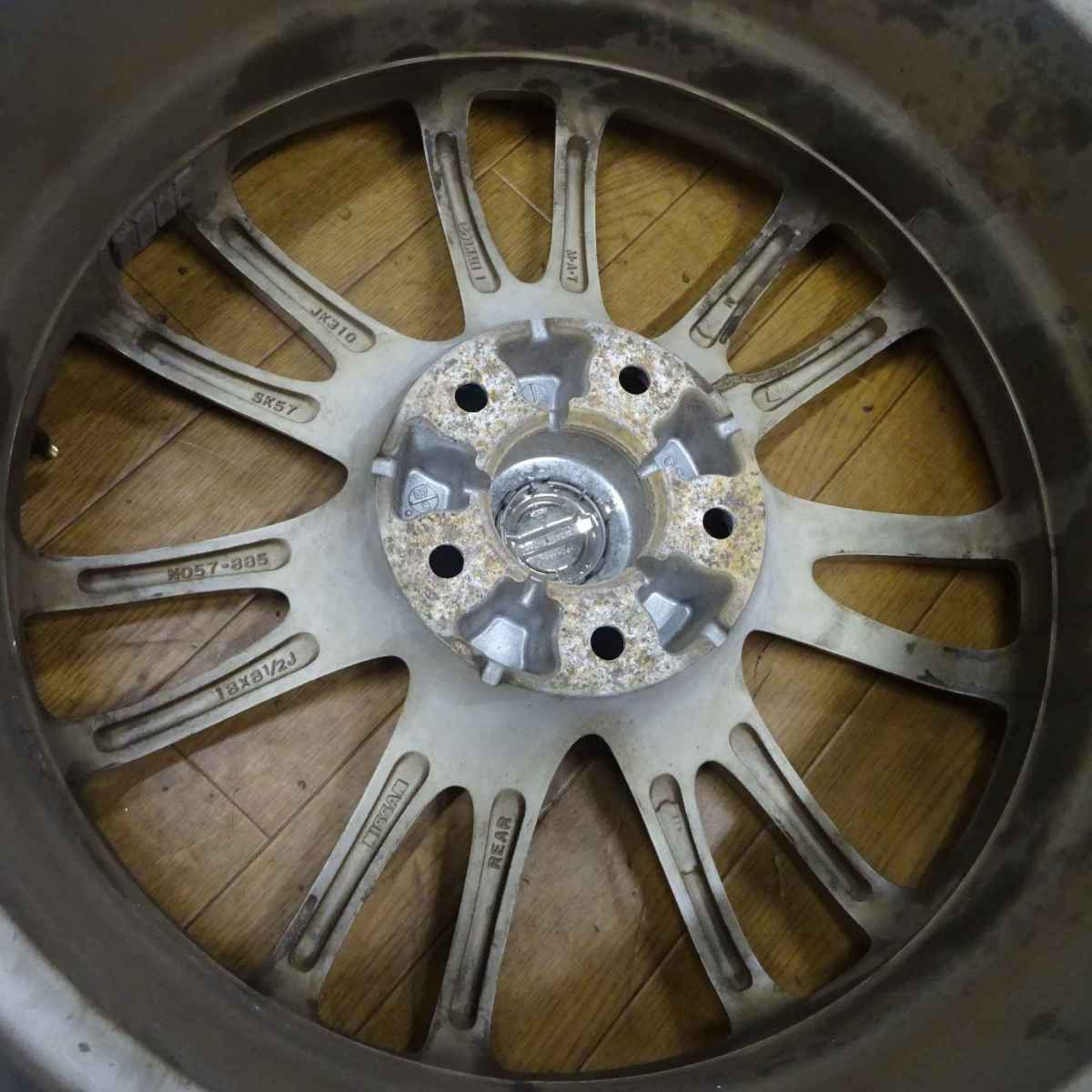 4本SET 会社宛 送料無料 18×7.5J 8.5J 日産 スカイライン 純正 アルミ 5穴 PCD 114.3mm +45 +50 ハブ径65mm ハイグロ風 特価！ NO,C0709_画像6