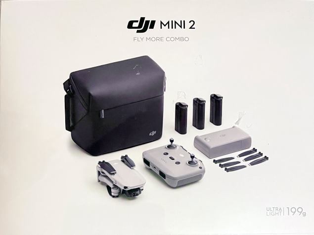 即決 送料込■DJI MINI 2 Fly More コンボ ドローン 小型 超軽量&折りたたみ設計 3軸ジンバル 4K動画 12MPカメラ 199 g以下