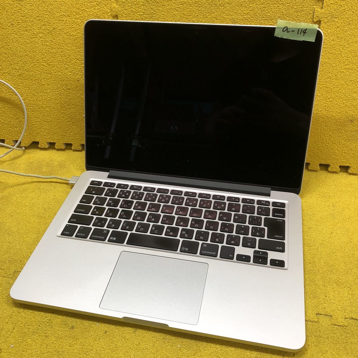 a-114「激得」Mac book Pro　　13-inch Model:A1502 2015モデル　HDD・ACアダプタ欠品　愛知発　ジャンク品_画像1