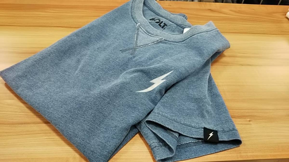 RHC取扱 Lightning Bolt【ブランド denim Tシャツ】正規新品 ライトニングボルト【丸首 デニムTee】青色 インディゴブルー【Mサイズ】