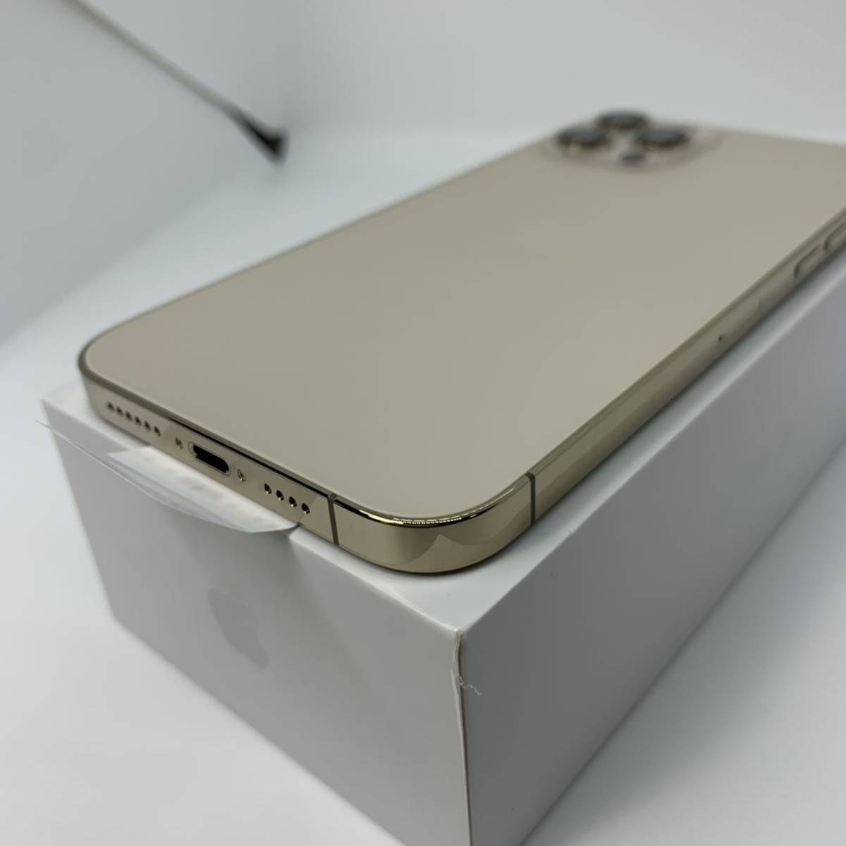 新品 iPhone 12 Pro Max ゴールド 256 GB SIMフリー
