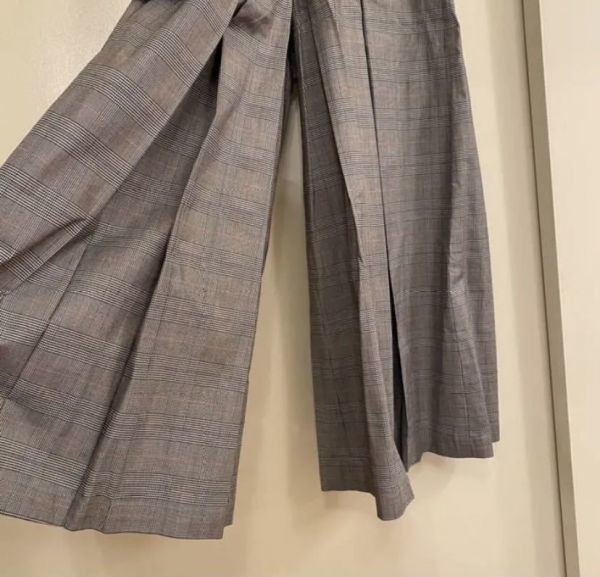 新品 LUCA ワイドパンツ - clinicacampinas.com.br