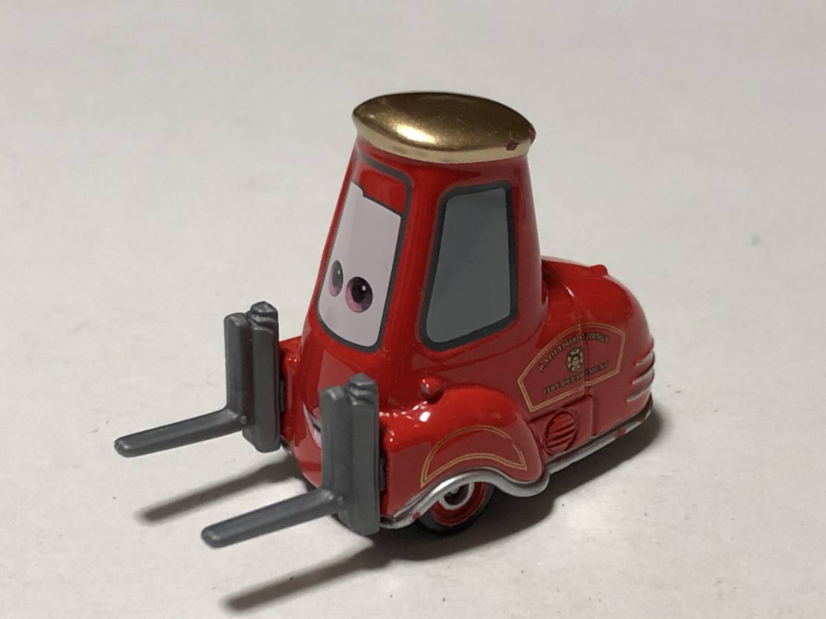 トミカ TOMICA トミー 　カーズ　グイド　消防車タイプ　 Cars GUIDO ディズニー ピクサー 中国製 タカラトミー_画像1