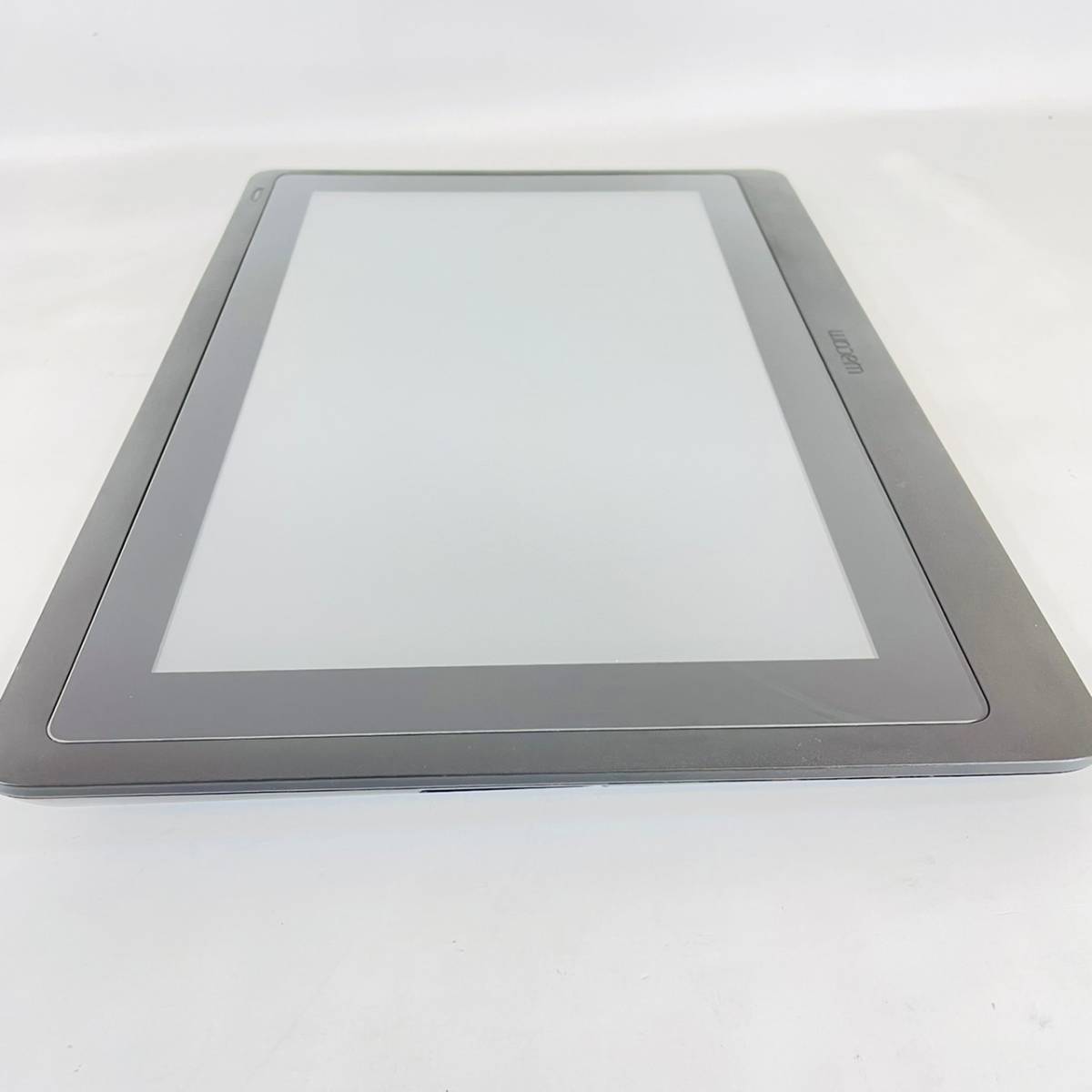 WACOM Cintiq 16 FHD DTK1660K1D 液タブ 液晶ペンタブレット ブラック