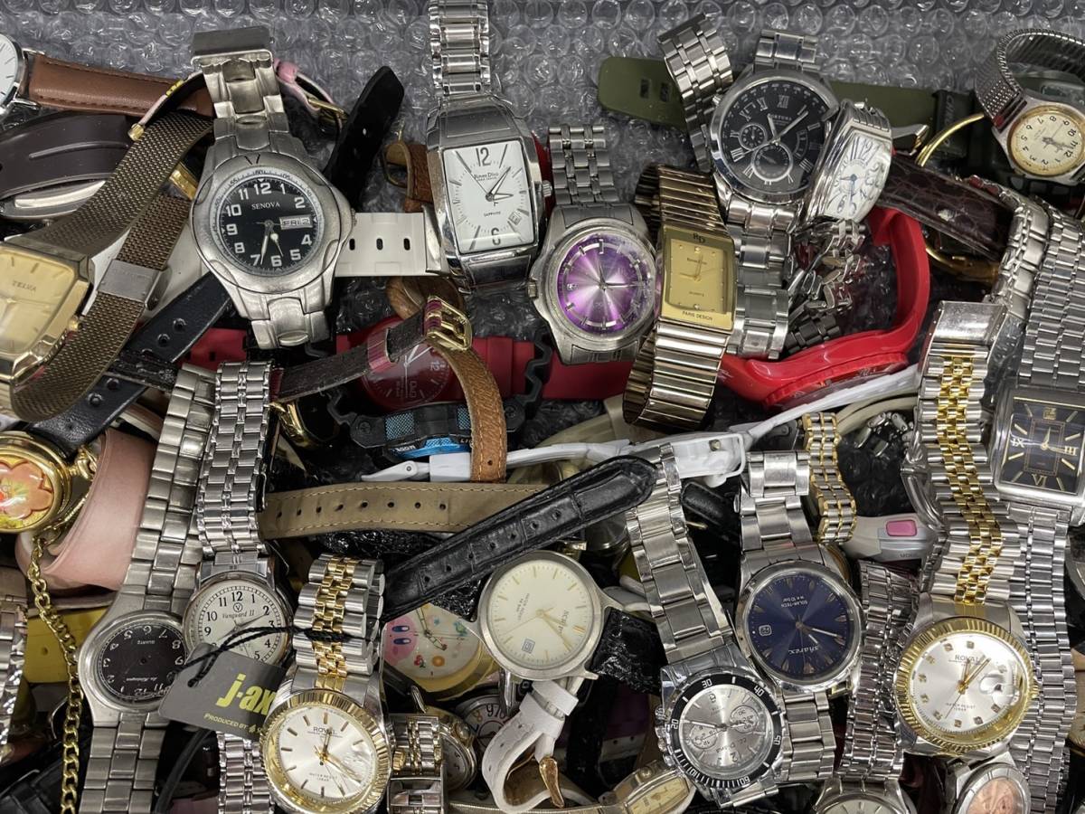 E055-606　時計大量まとめ　約10ｋｇ　メンズ　レディース　腕時計　懐中時計　部品取り　状態様々