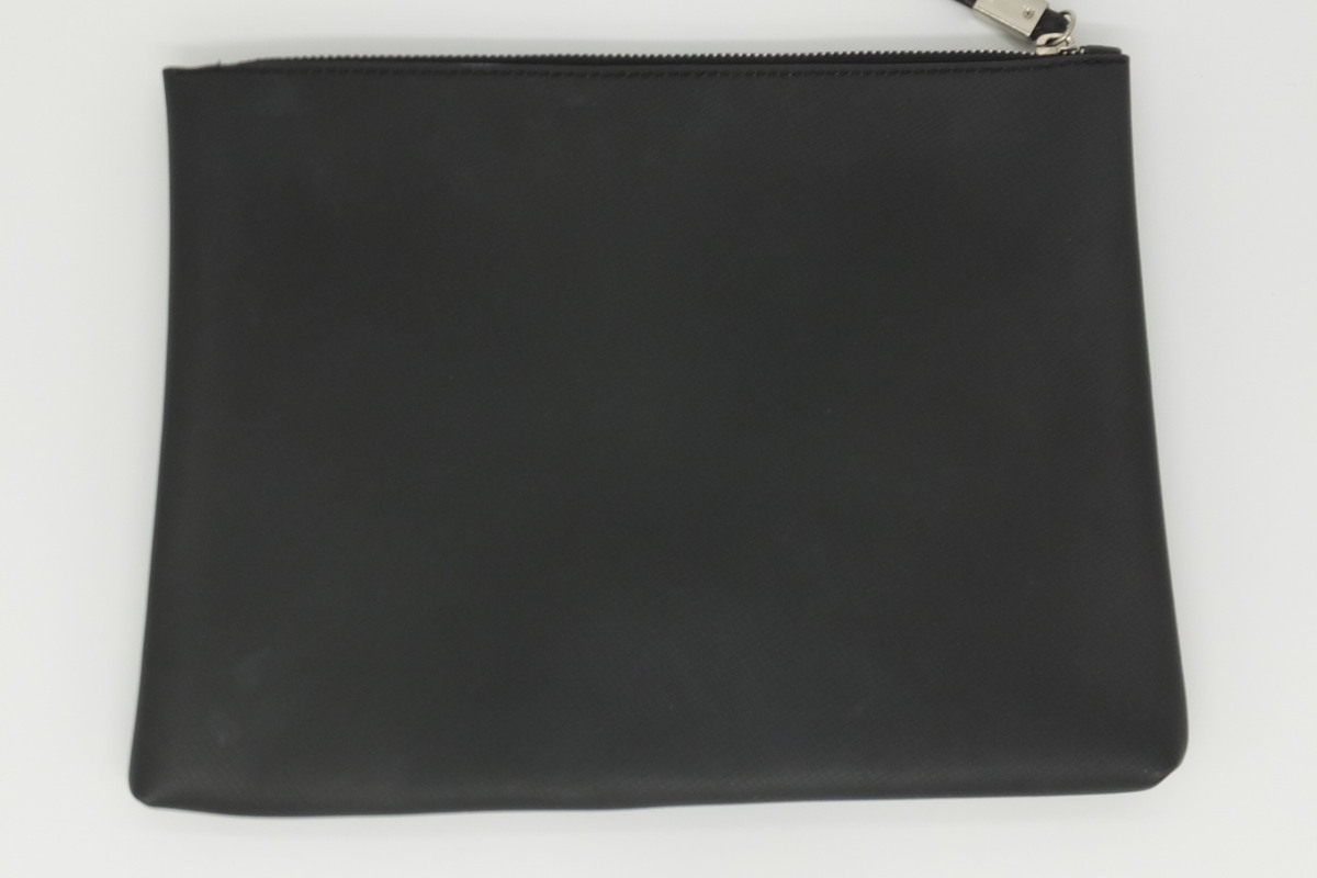 #[YS-1] Gianni Kia Lee niGUM # clutch bag studs attaching # black series width 30cm× length 22.5cm # Italy made [ Tokyo departure personal delivery possibility ]#A
