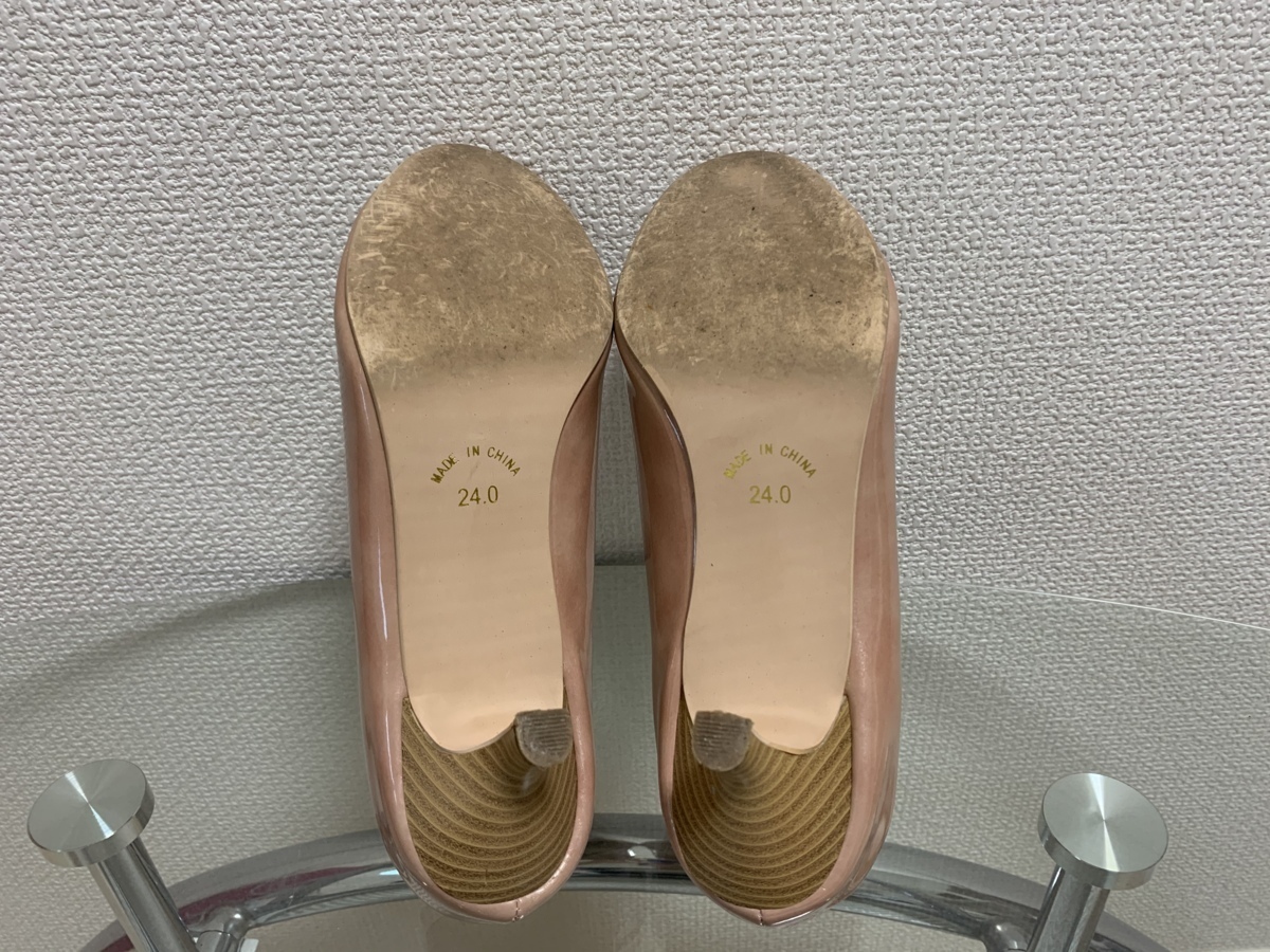 #[YS-1] beautiful goods #menemenue # lady's enamel pumps # beige group # 24cm heel height :5.7cm [ Tokyo departure personal delivery possibility ]#I