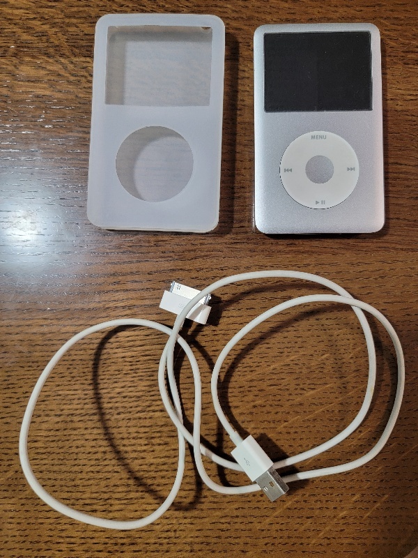 ☆動作品☆iPod classic 160GB silver☆アイポッド クラシック 160GB