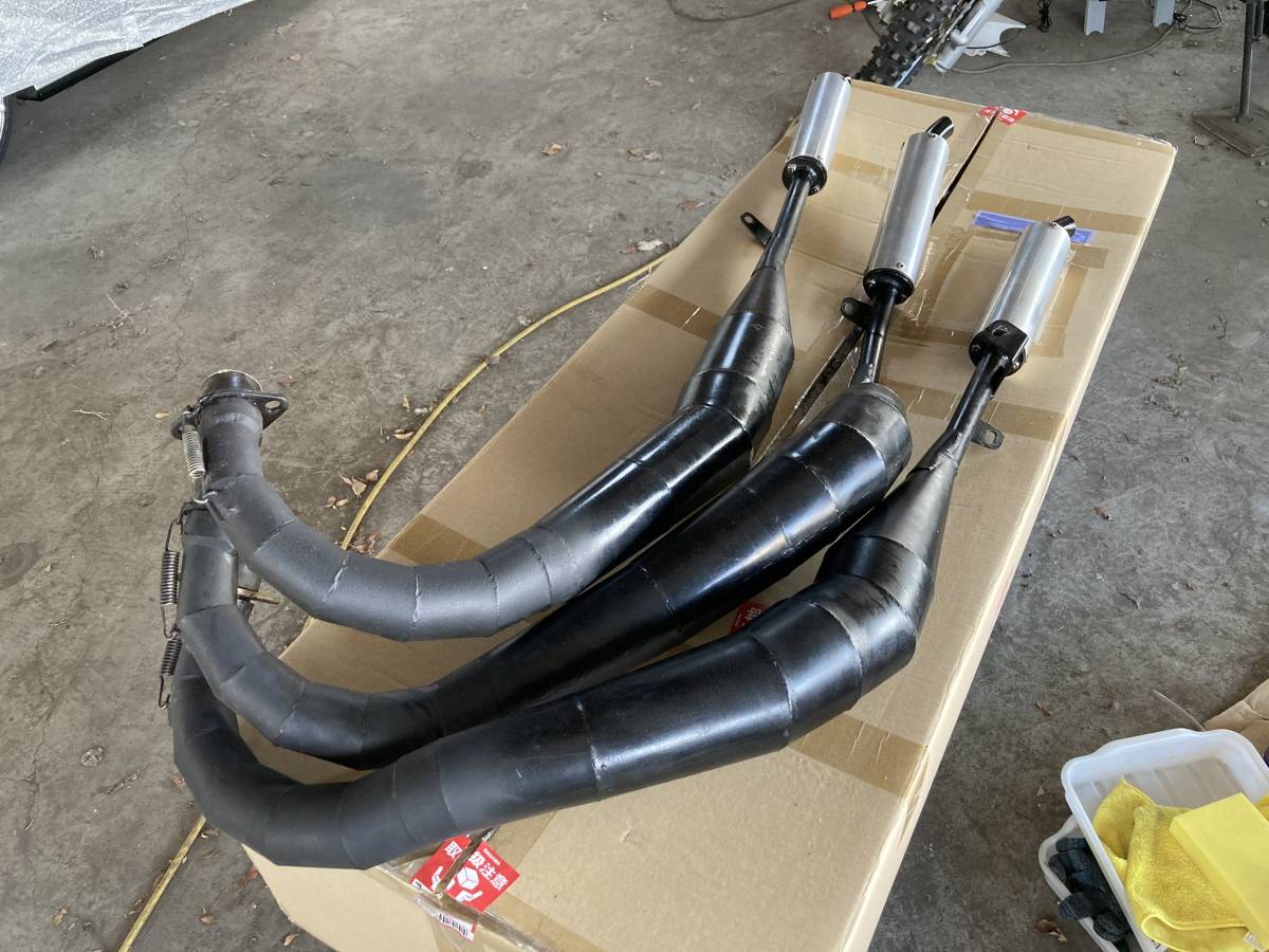 カワサキ 750SS マッハ H2用 ドレミ製チャンバー 耐熱ブラック カワサキ 750SS マッハ H2用 ドレミ製チャンバー 耐熱ブラック