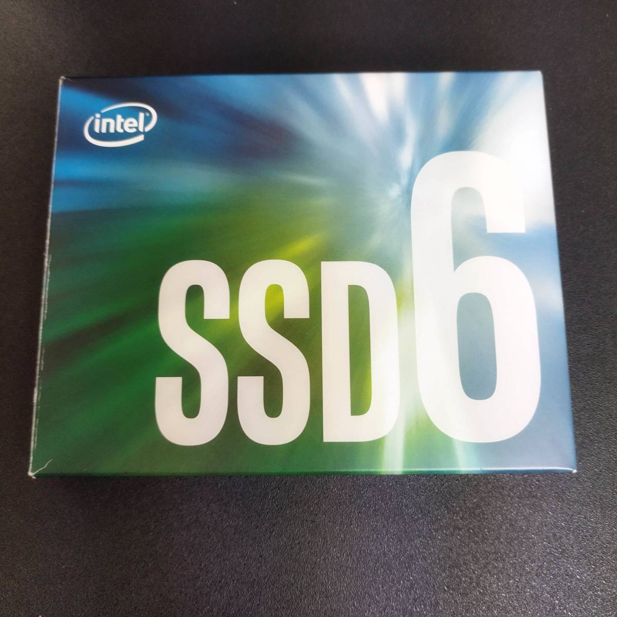 美品 Intel m.2 ssd NVMe 2TB ソリダイム Solidigm 3D NAND インテル SSD660Pシリーズ SSDPEKNW020T8X1_画像1