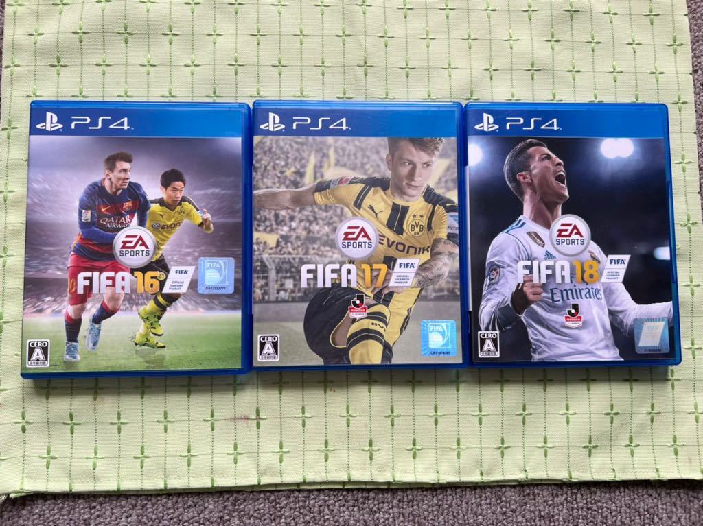 PS4ソフト FIFA 16 17 18 ３本セット　サッカー_画像1