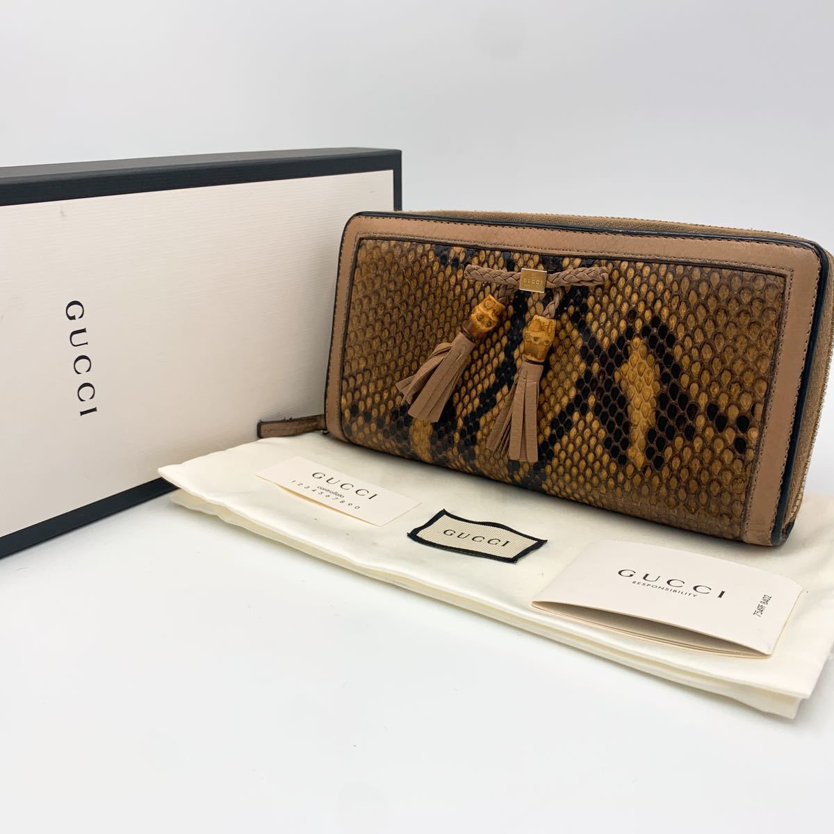 1円《超希少・極美品》GUCCI グッチ パイソン 蛇 長財布 ラウンド