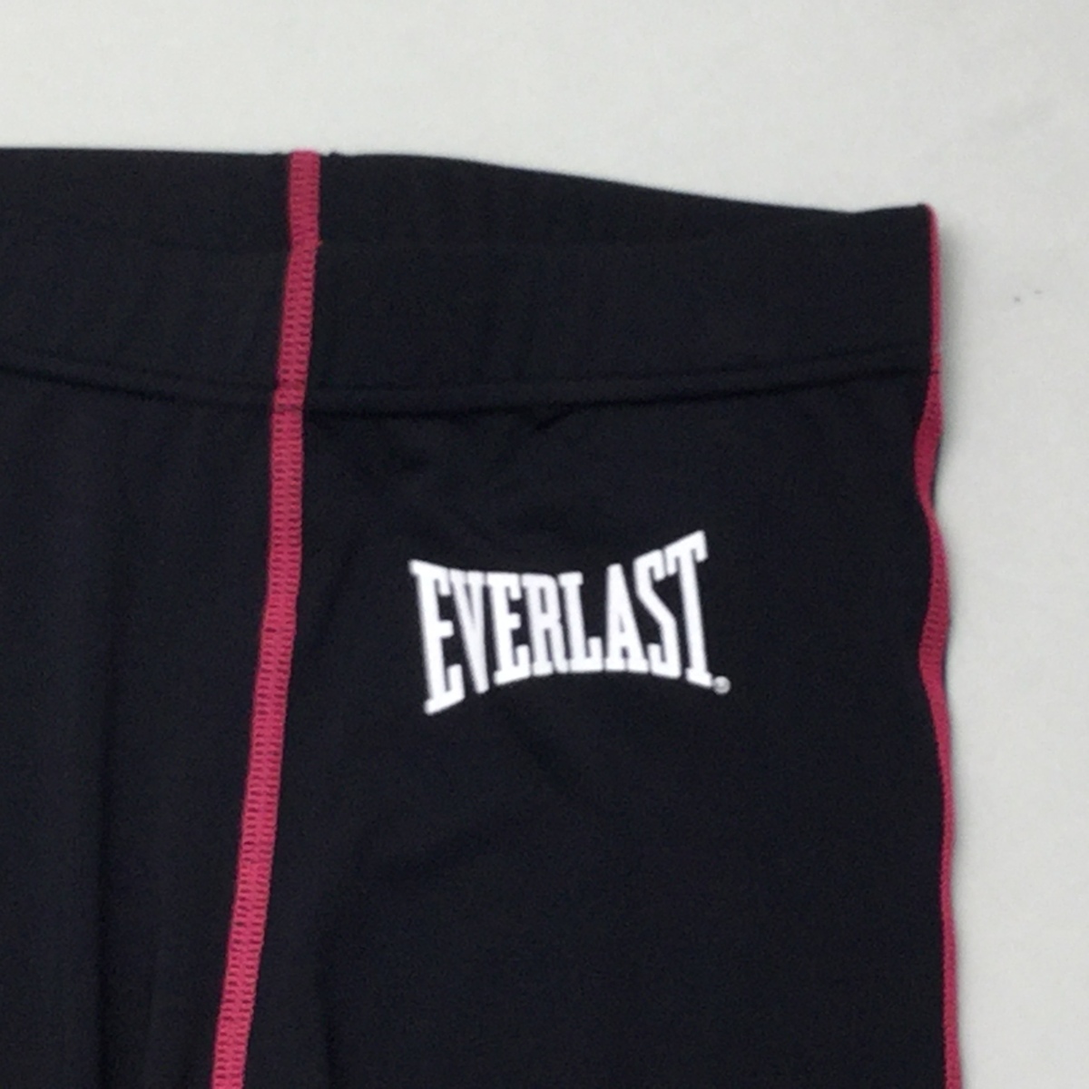 【送料無料】【新品】EVERLAST レディースコンプレッションパンツ 　　M　　 ブラック＊マゼンタ★20053_画像2