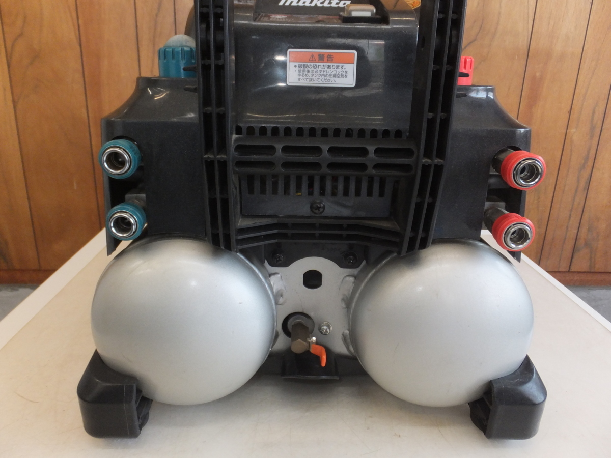岐阜発 美品☆マキタ makita エアコンプレッサ AC460XG 16L 岐阜発 美品☆マキタ makita エアコンプレッサ AC460XG 16L