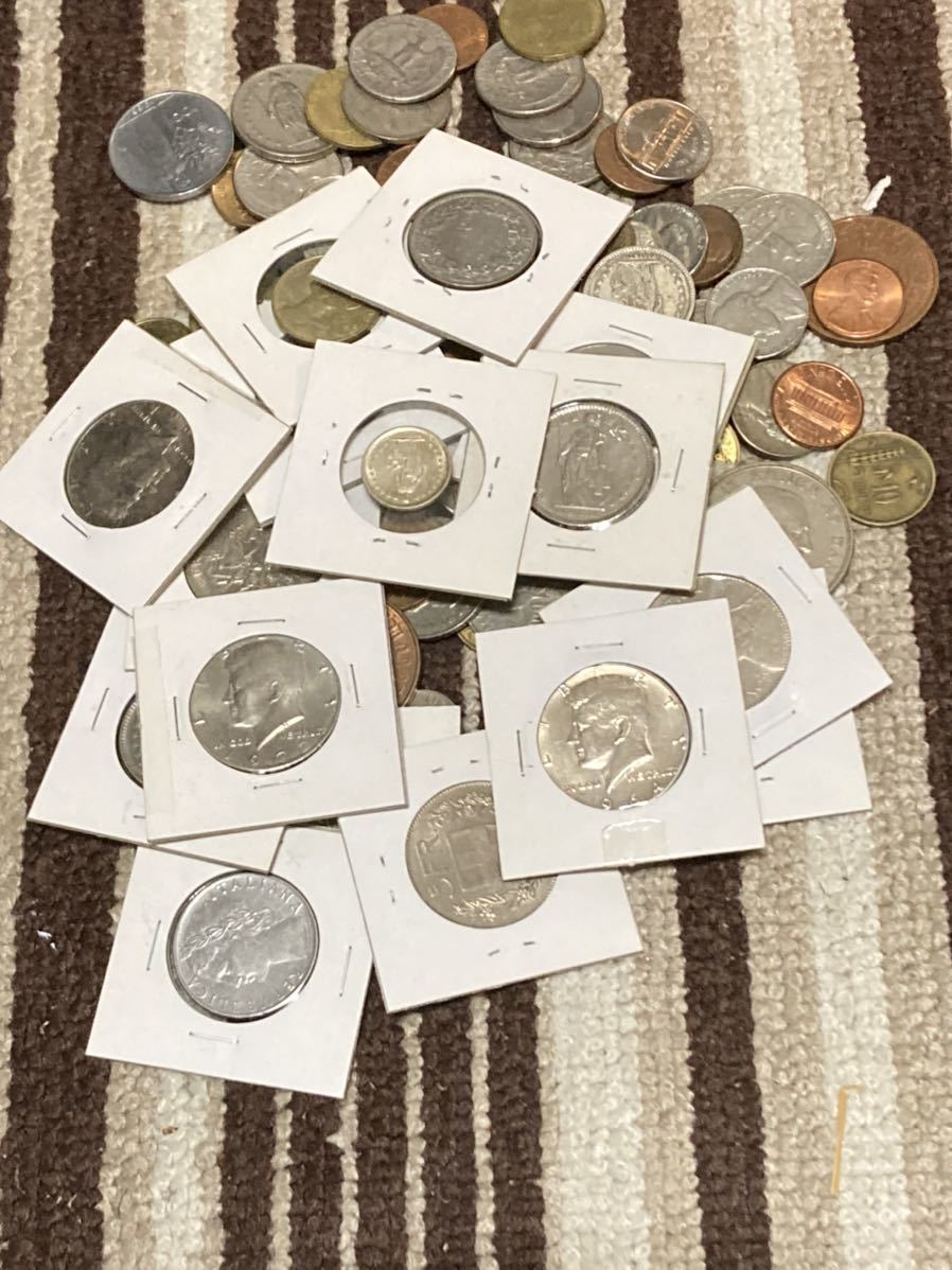 世界の古い硬貨多数　ケネディ銀貨3枚などコレクション放出品　まとめて　送料無料　格安スタート_画像1
