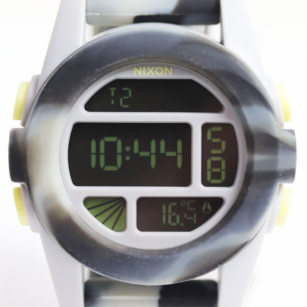 大人気新作 THE NIXON ニクソン MT3043 UNIT ユニセックス/中古/美品