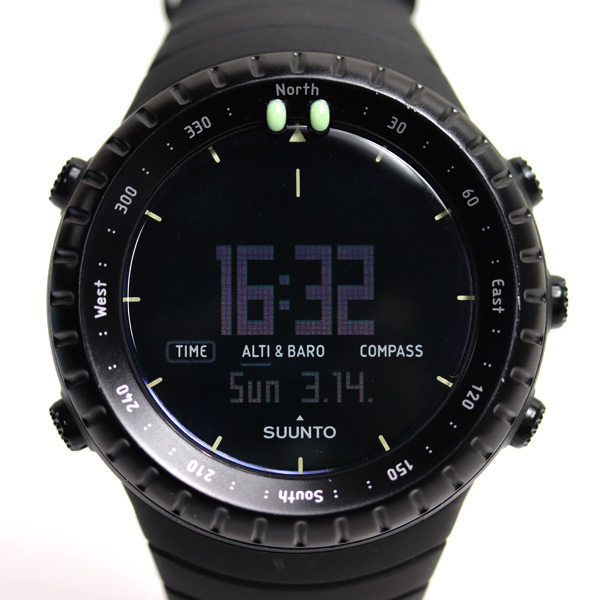 MT3162 スント Suunto Core All BlackSS014279010 腕時計　デジタルウオッチ/中古_画像1