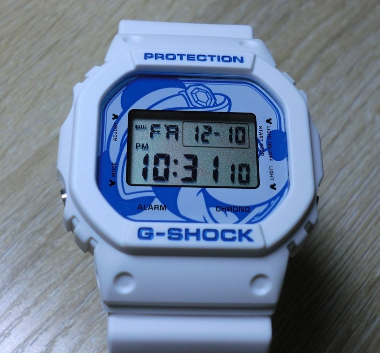 良品 お宝 カシオ Gショック DW-5600VT 東京ディズニーシー15周年記念