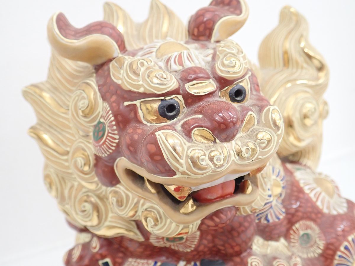 営MR288-100 九谷焼 立獅子 対 玉乗獅子 縁起物 高さ約25.5cm 朱色 営MR288-100 九谷焼 立獅子 対 玉乗獅子 縁起物 高さ約25.5cm 朱色