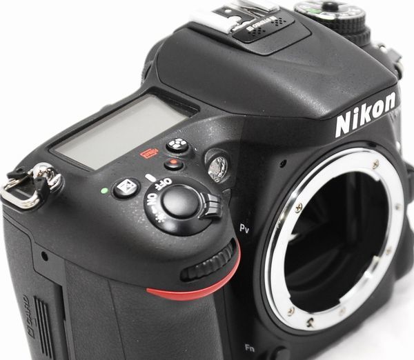 【新品同様の超美品 1182ショット・メーカー保証書等完備】Nikon ニコン D7100