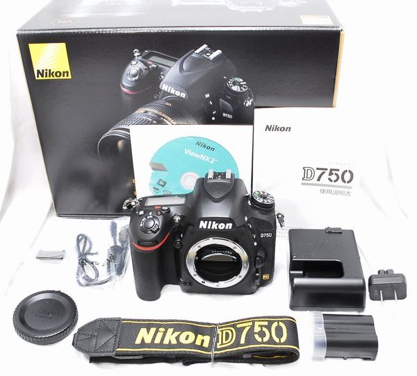 【新品同様の超美品 794ショット・付属品完備】Nikon ニコン D750