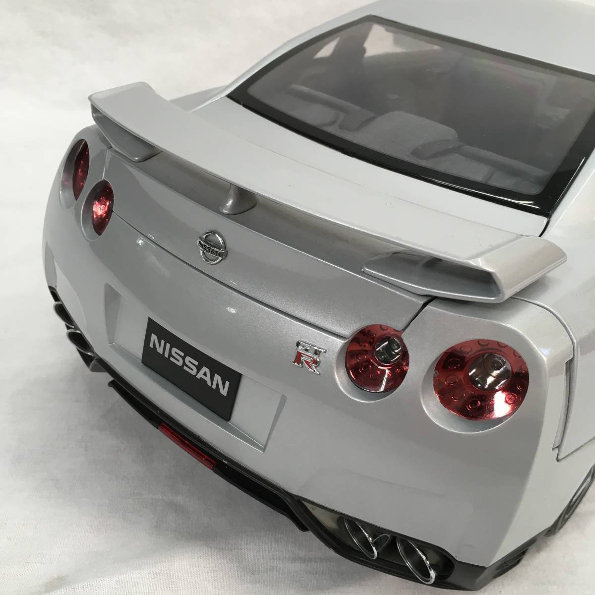 イーグルモス 週刊日産GT-R R35VR38DETT ディアゴスティーニ 模型