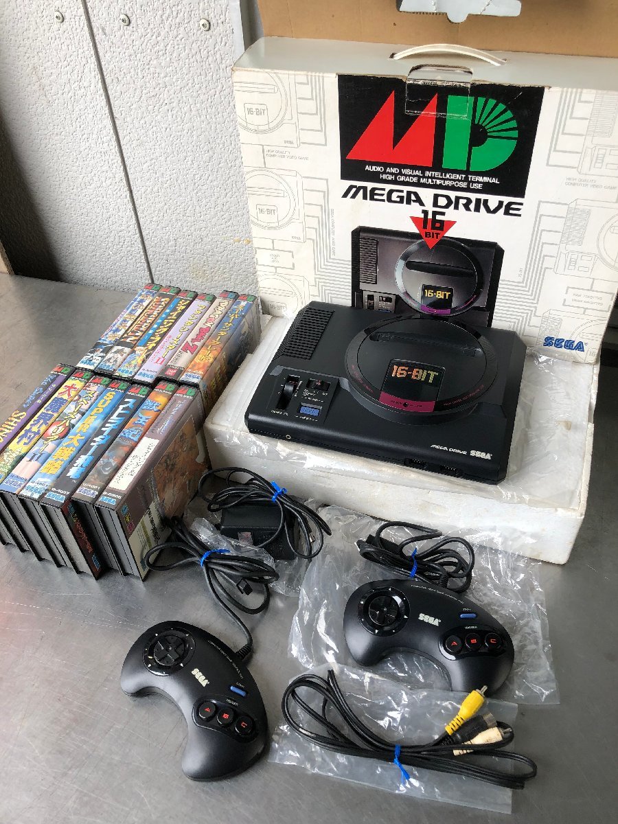 動作確認済 箱付 セガ/SEGA MEGA DRIVE/メガドライブ　16BIT　本体 ソフト　現状品_画像1