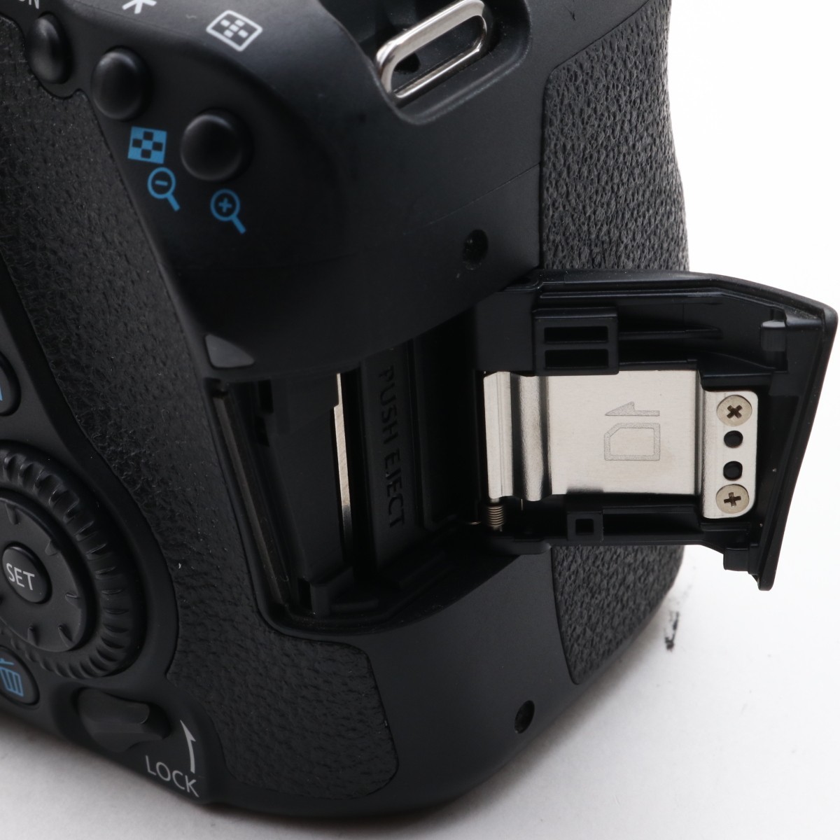 中古 美品 Canon EOS 80D ダブルズームセット キヤノン カメラ 一眼レフ 人気 おすすめ カメラ 新品SDカード8GB付_画像6