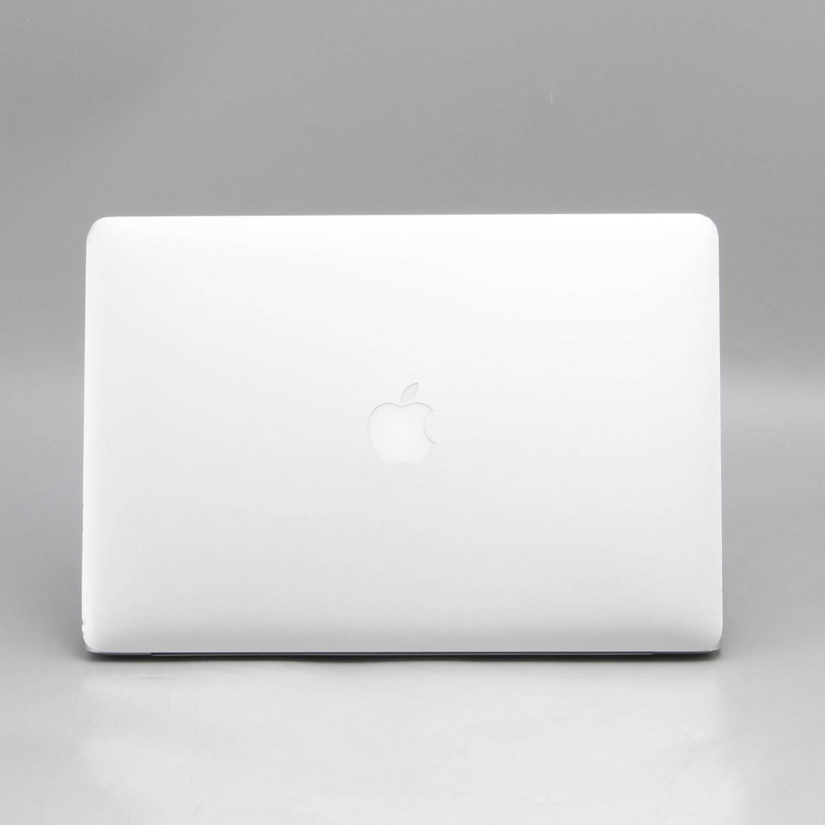 1円スタート Radeon R9 M370X搭載 Apple MacBook Pro (Retina, 15-inch, Mid 2015) Core i7 4870HQ 2.5GHz 16GB SSDなし ジャンク 保証なし_画像4