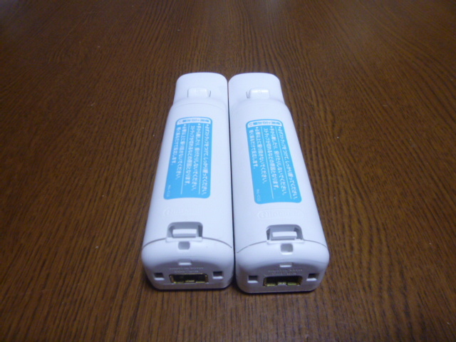 R099【送料無料】Wii リモコン 2個セット　ホワイト　（動作良好 クリーニング済）白　NINTENDO　任天堂 純正 