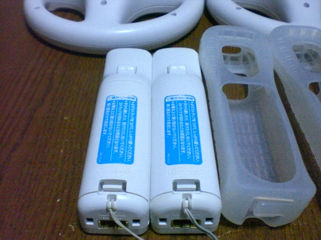 HRJ052【送料無料 即日配送 動作確認済】Wii マリオカート　ハンドル　リモコン ジャケット　ストラップ2個セット　任天堂 Nintendo