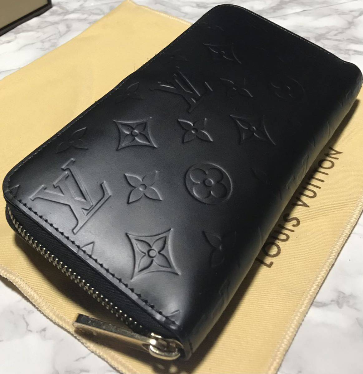 正規品／／鑑定済み／LV ルイヴィトンヴェルニラウンドジップ長財布