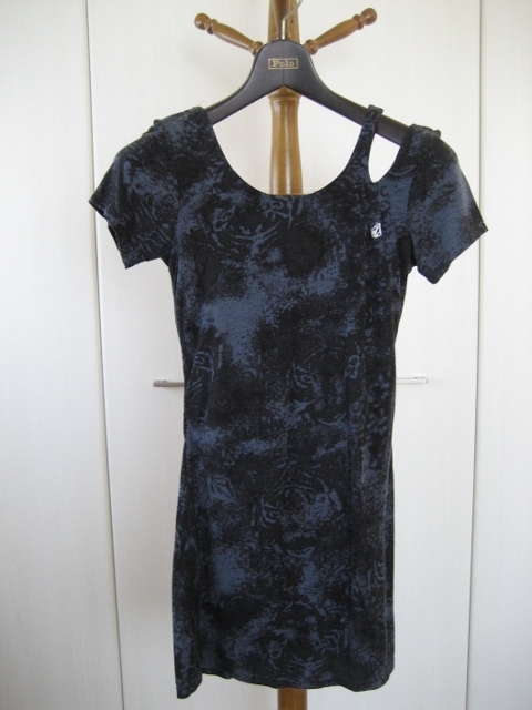 SALE* Volcom short sleeves tunic One-piece XS*VOLCOM