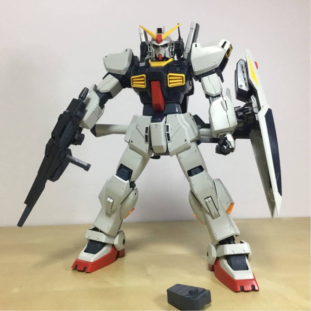 BANDAI RX-178 ガンダムMk-II A.E.U.G. エゥーゴカラー 1/60 PG 機動