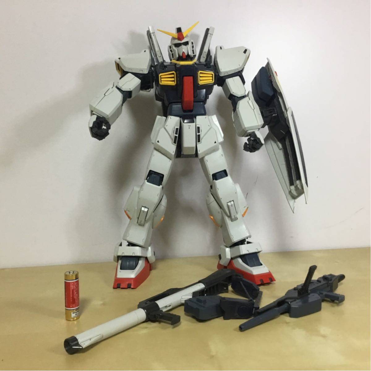 BANDAI RX-178 ガンダムMk-II A.E.U.G. エゥーゴカラー 1/60 PG 機動