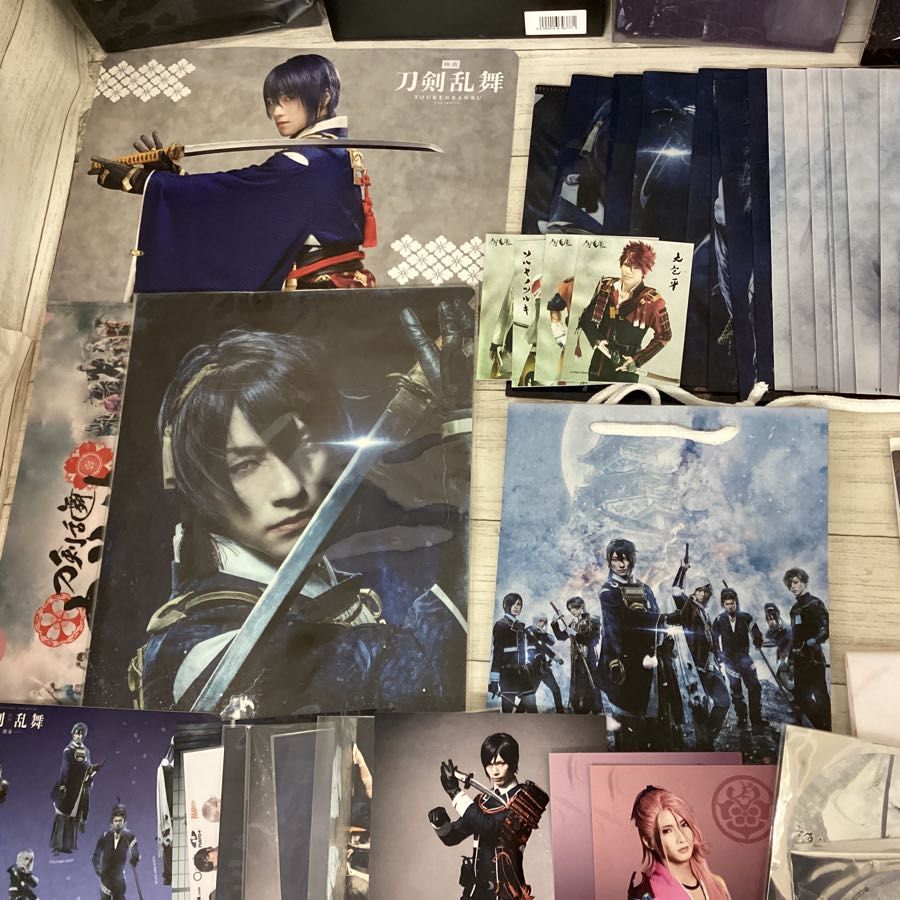 いとさせて ヤフオク 刀ステ 刀剣乱舞 舞台 ブロマイド 三日 セットです Mcmc Gr いとさせて ヤフオク 刀ステ 刀剣乱舞 舞台 ブロマイド 三日 セットです Mcmc Gr