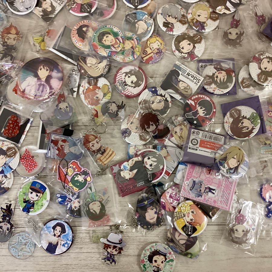 人気急上昇 アイドルマスターSideM 缶バッジ アクリルキーホルダー